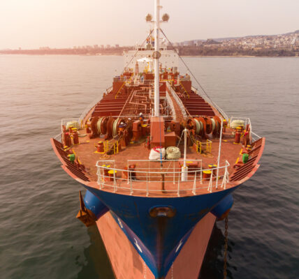 Nowoczesne podejście do monitorowania hałasu w ekosystemach morskich 6 Zrównoważone technologie w eksploatacji zasobów morskich