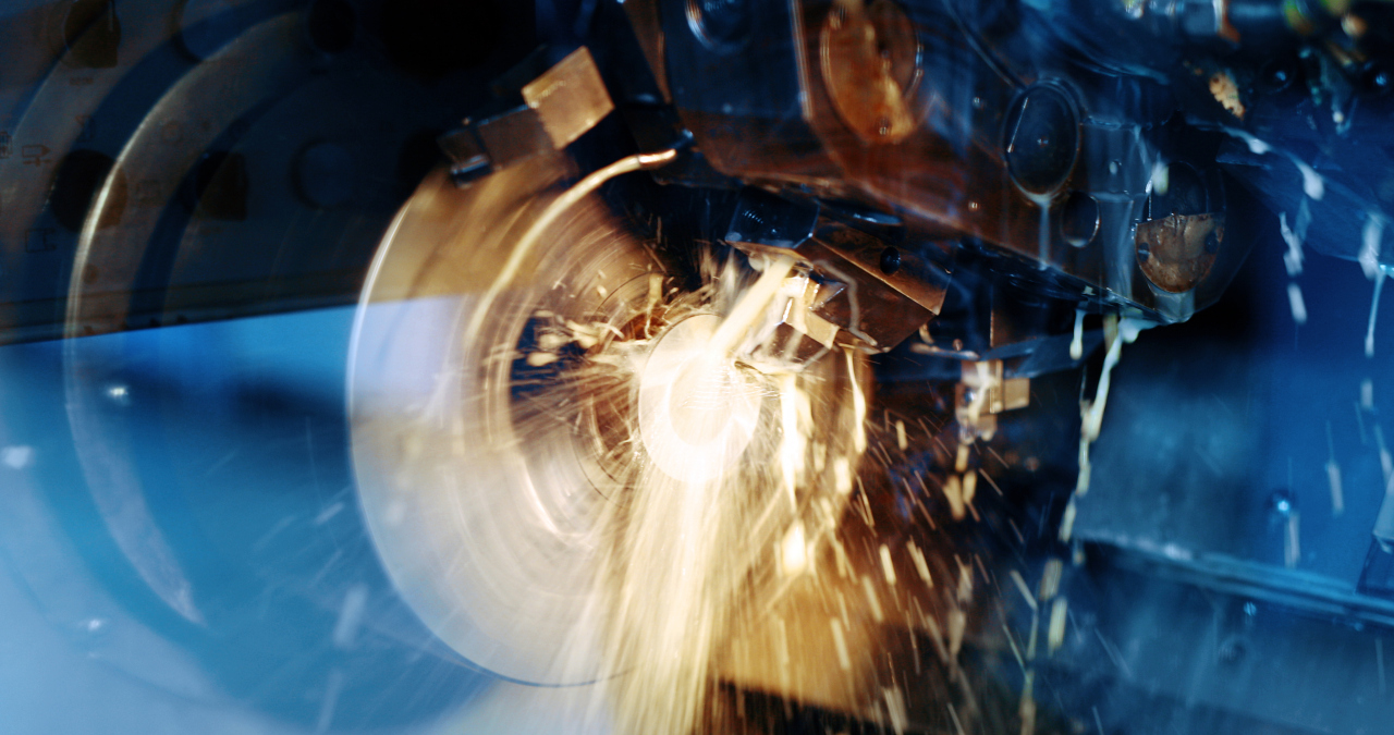 Precyzyjna obróbka metalu – fundament nowoczesnej produkcji przemysłowej 16 Od tradycyjnej produkcji do Przemysłu 4.0 – jak zmienia się współczesna fabryka